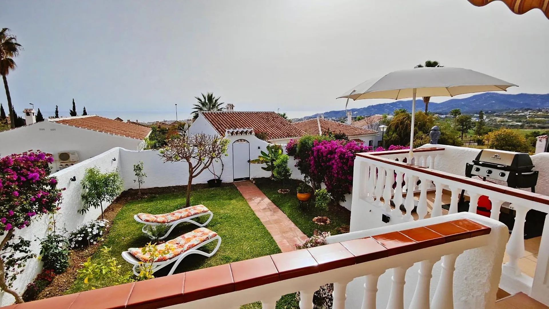 Ap403 - Villa Real Nerja Spain